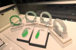 商之都中心廣場翡翠玉石狂歡節 廠價直銷，一份錢當兩份花